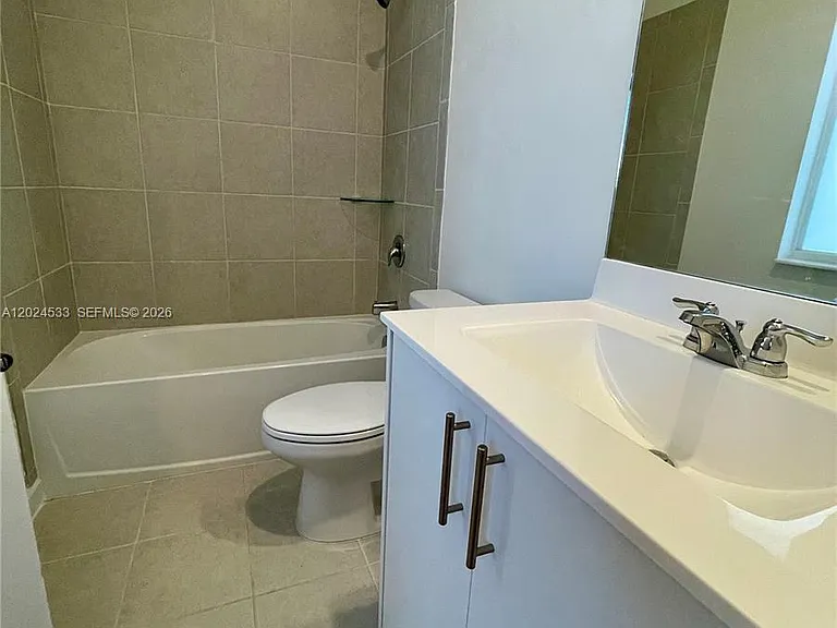 708 SE 13th Ct — Photo 15