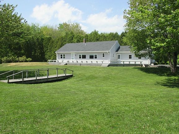 5th image of 8 Mckenney Lane SE