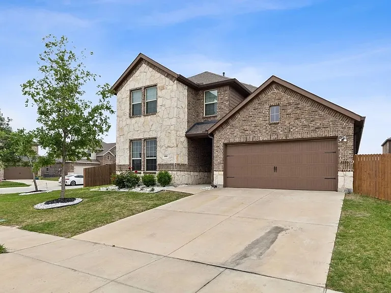 401 Gallop Dr — Photo 22
