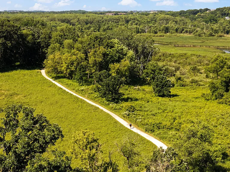 3622 Rolling Hill Dr — Photo 11