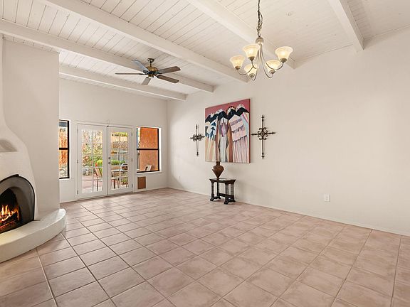 5th image of 2986 Camino Piedra Lumbre