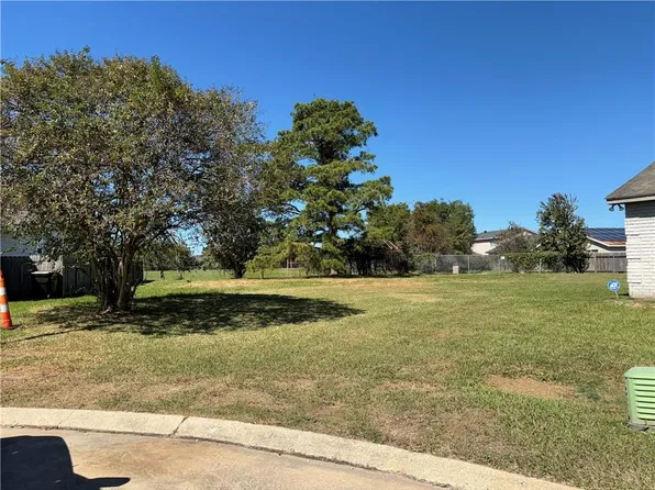 7181 Whitmore Pl, New Orleans, LA 70128