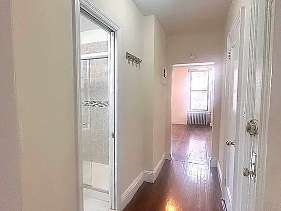 4th image of 435 E 74th St APT 4C