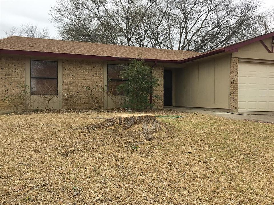 1st image of 3420 Green Hill Dr