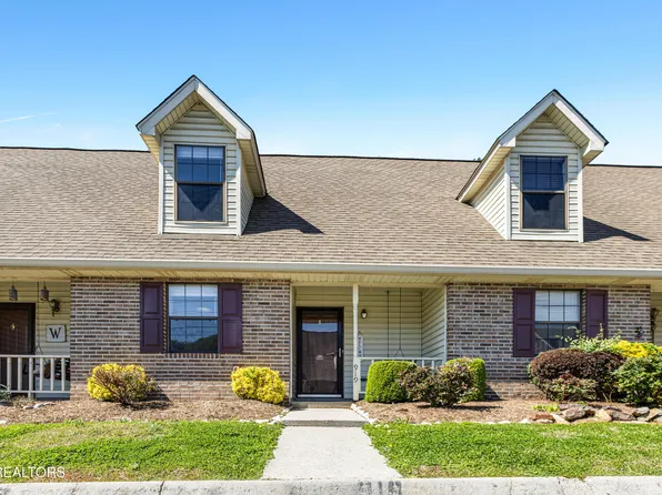 919 Chip Cove Ln, Knoxville, TN 37938