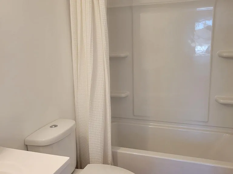 3512 Commercial Ave — Photo 6