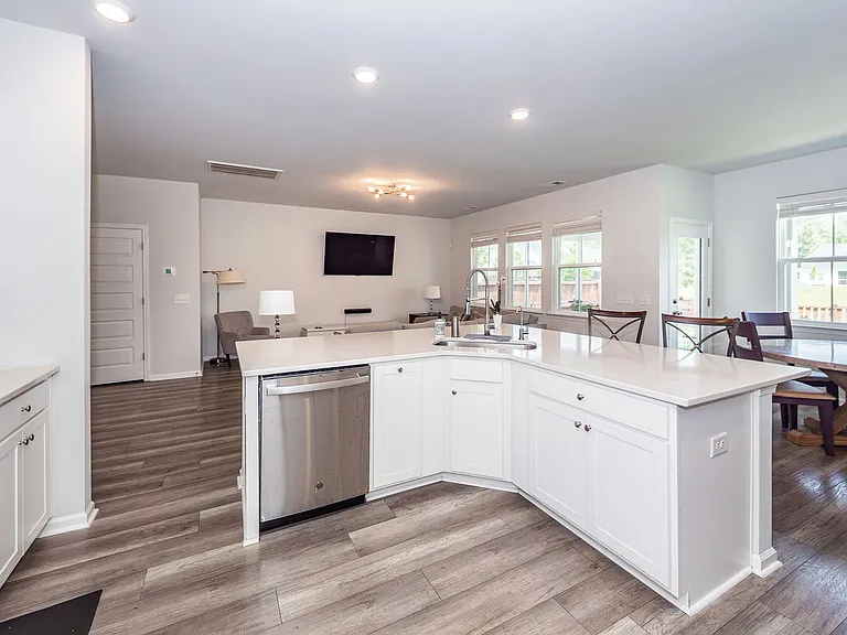 116 Slater Lake Ln — Photo 18