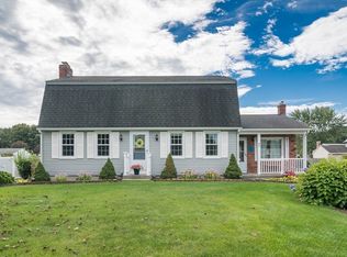 22 Beech Hill Rd, Feeding Hills, MA 01030