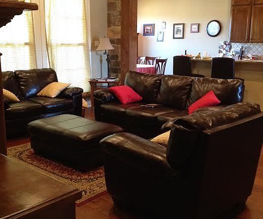 3rd image of 222 Danielle Dr