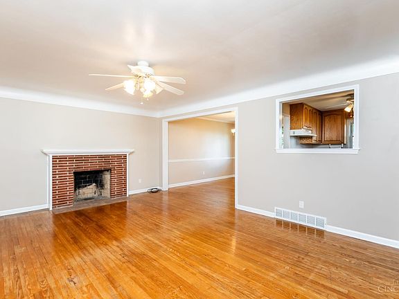 2nd image of 3360 Nandale Dr