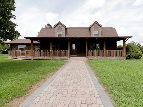 6487 W Walnut St, Coal City, IL 60416