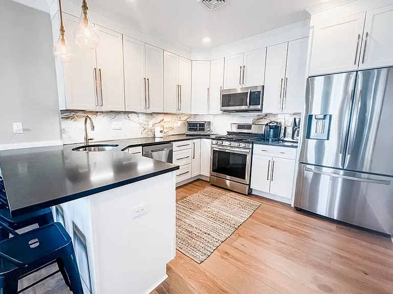 69 Falcon St #3 — Photo 1