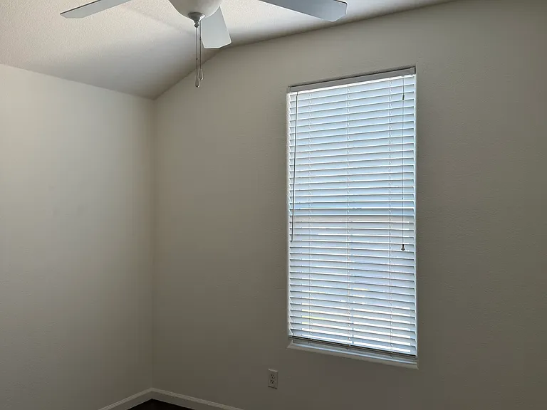 4607 W Brianna Way — Photo 24