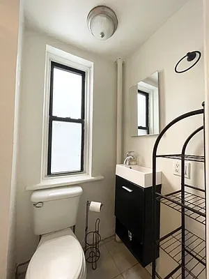 Rented by Highline Residential | media 30
