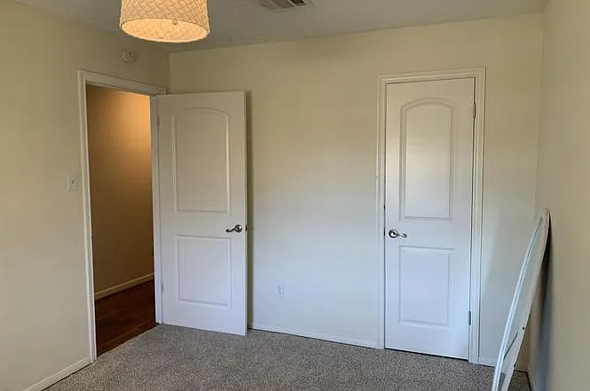6318 Leaf Arbor Dr — Photo 20