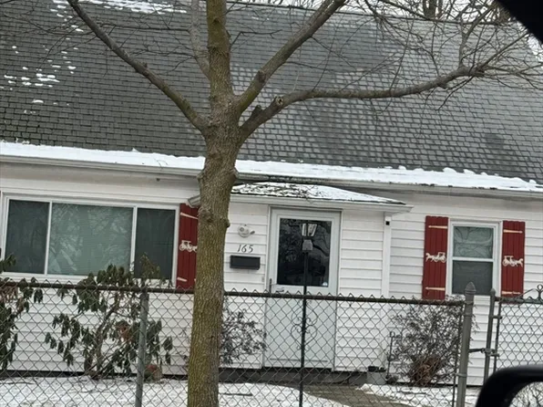 165 Itasca St, Mattapan, MA 02126