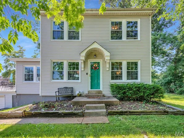 4518 Ringer Rd, Saint Louis, MO 63129