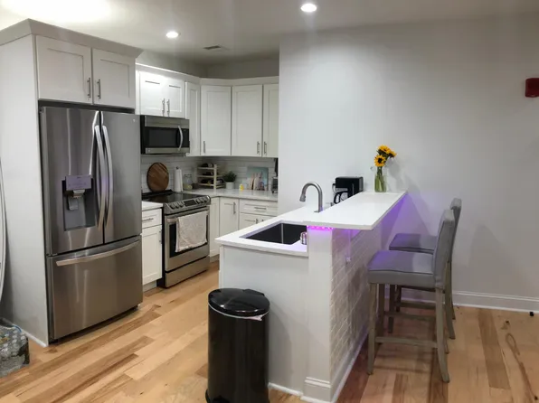 1500 Worcester Rd #111, Framingham, MA 01701