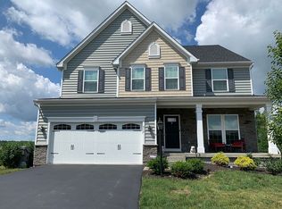 517 Audrey Ct, Zelienople, PA 16063