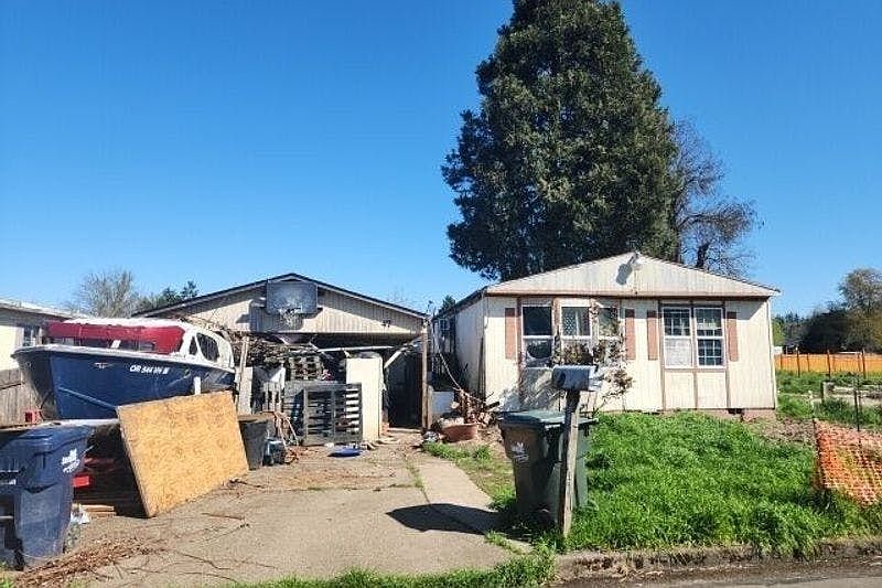 1st image of 47 Kremont Ave