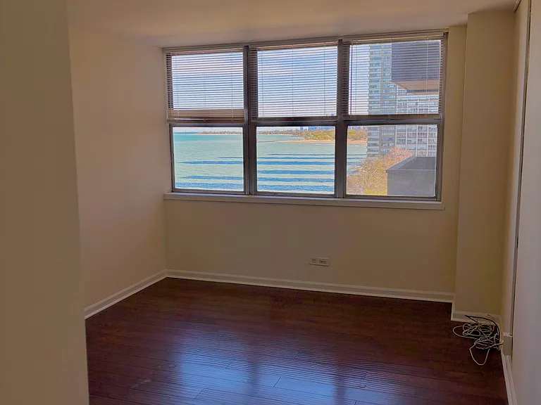 6301 N Sheridan Rd #9E — Photo 5