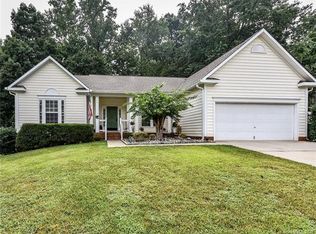 108 Duck Pond Ct, Fort Mill, SC 29715