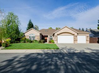 4516 Yellowstone Dr, Redding, CA