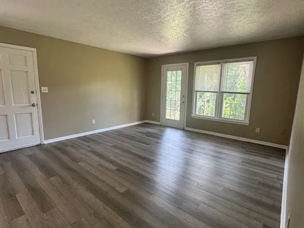 3210 Tallywood Dr, Fayetteville, NC