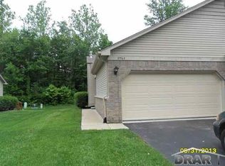 37563 N Dianne Ln, New Boston, MI 48164