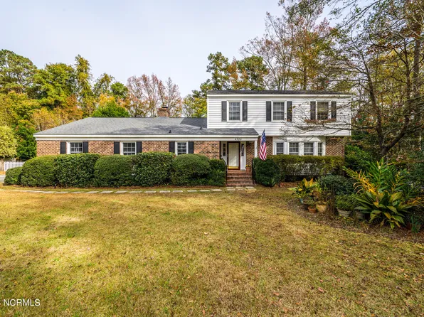 4506 Carteret Drive, Trent Woods, NC 28562