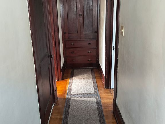 3rd image of 3415 W 122nd St