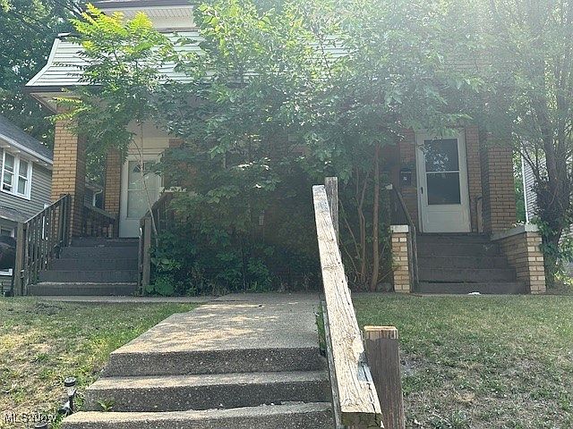 1st image of 2647 E 115th St