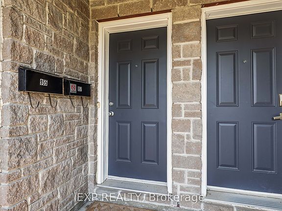 2nd image of 957 Cummings Ave #35