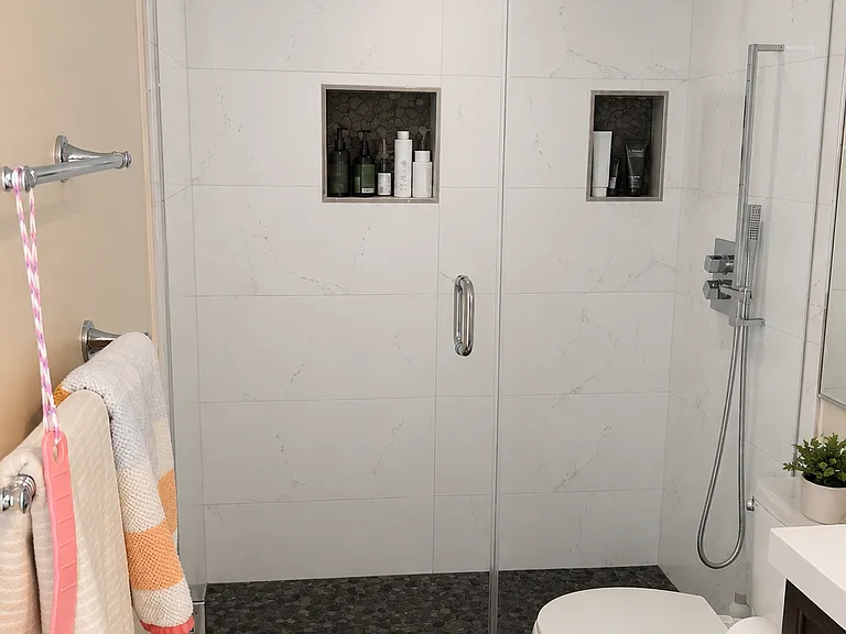 Main bathroom