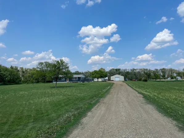 39936 214th St, Huron, SD 57350
