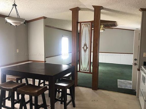 4th image of 988 Radiant City Rd