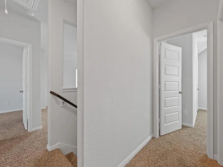22126 Regal Heights Ln — Photo 27