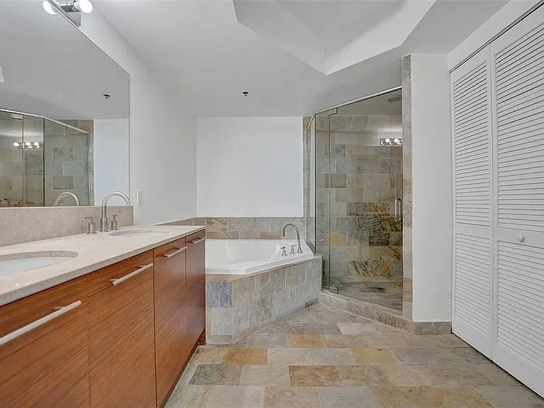 2681 N Flamingo Rd #1003S — Photo 6