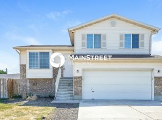 1782 N 810 W, Clinton, UT 84015