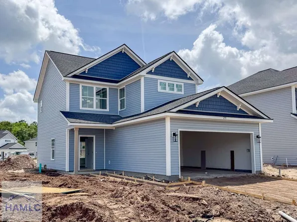 211 Holland Dr, Midway, GA 31320