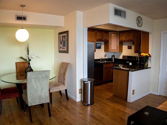 2nd image of 1050 SE 15th Street #603