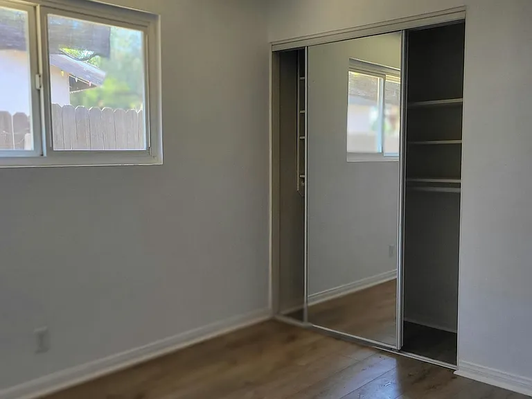 639 Calle Tulipan — Photo 13