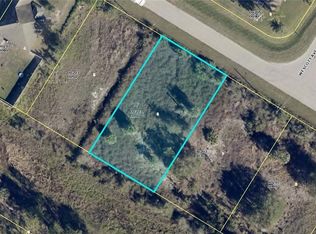 1910 Quintero Ln, Lehigh Acres, FL 33972