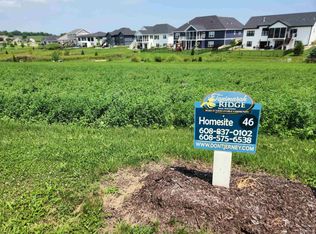 841 Valley Rd, Dane, WI 53529