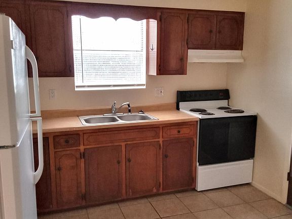 4th image of 2706 E Idaho Ave APT 4