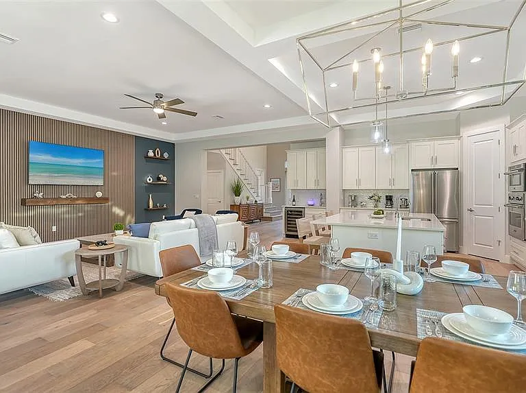 1537 Siesta Dr — Photo 22