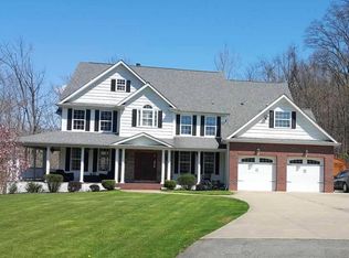 378 Maple Ln, Mcmurray, PA 15317