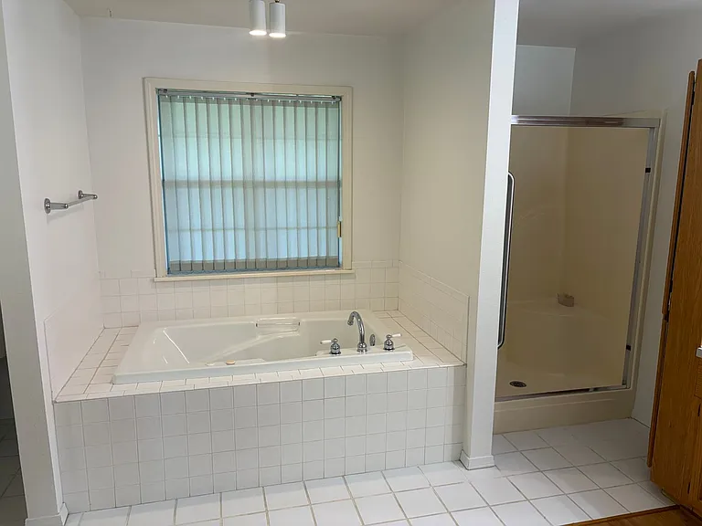 3606 Highway 71 E — Photo 19