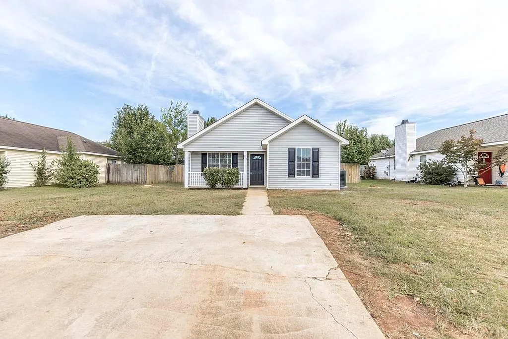 204 Brandonshire Ln photo 1