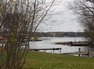 2026 N Venice Beach Rd, Oconomowoc, WI 53066